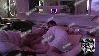 6219 어린 알바녀들만 꼬셔서 따먹는 아저씨 귀엽게 생긴 단발 슬랜더 1 Korea 텔레 UUB892