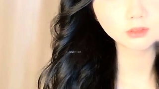 Cute amateur brunette naughty in solo jerking show on camera