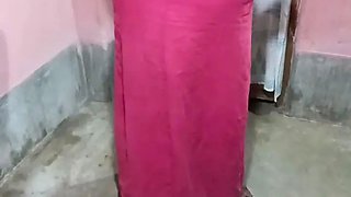 In order to become a sex star, stepmom opened her saree blouse and gave an interview .