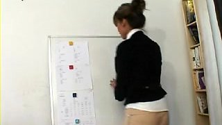 Karyna French teacher