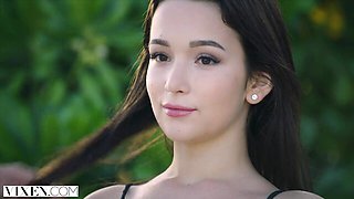 Freely Ellie Eilish at tiny tits video