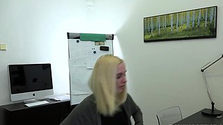 Sexy Czech blonde wants a weekendjob