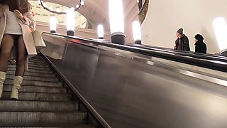 Jeny Smith subway pantyhose pussy flash