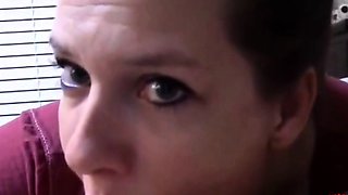 Amateur Housegirl Loves a Big Facial from Strangers