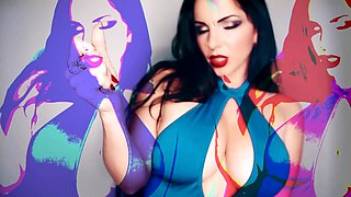 Brunette Babe in Sexy Solo Masturbation