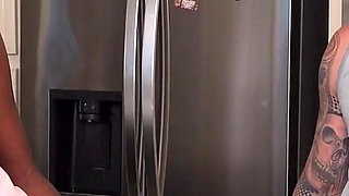 Horny Stepsis Broke up with BF so She Tries Her Stepbro's Big Cock! Poppy Cox, Steve Rickz