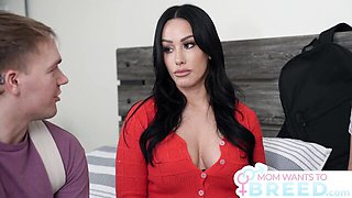 Watch sultry Jennifer White and Jay Romero's dirt