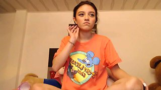 Sexy Colombian otaku Angela has a dreamy ass and shes ready