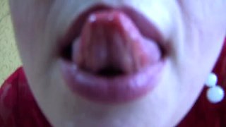 Wanilianna Wanking in Ivory Nylons