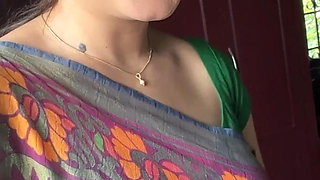 sexy Indian Aunty Sexy Green Saree