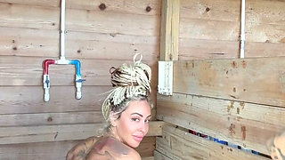 Public Naked Shower - Curvy Booty