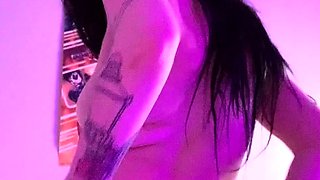 Love Chat Big Boobs Brunette Masturbating For Cam