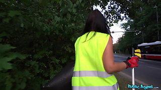 Public Agent - Petite Cutie Picking up Trash, but It Turned Out Jennifer Mendez Stops for a Quicky