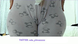 CAMELTOE- MASTURBATION IN PAJAMAS- TURKISH MILF- TURKISH PORN