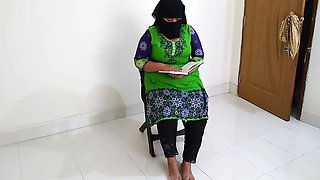 Bbw School Teacher Sitting On Chair Read A Book When A Stranger Entered The Room & Tied Her Hands Roughly & Fucked Her (cum)