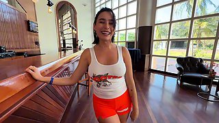 ❌ RISKY PROPOSITION ❌ Innocent HOOTERS waitress takes