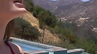 Gorgeous babe fuckes outdoors and swallows cum