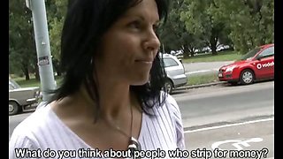 CZECH STREETS - LENKA