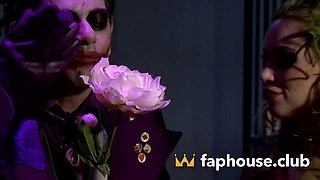 Big-Tits Catwoman Deepthroats Jokers Thick Cock Before He Face-Fucks Her Kitty