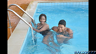 Unique Underwater Shots of Two Black Lesbians