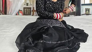 Desi Bhabhi Fucked Hard in Black Saree by Boyfriend - Homemade Hindi Audio XXX
