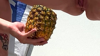 19yo boy drinks her pee from pineapple