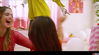 Shameless tart breathtaking adult scene