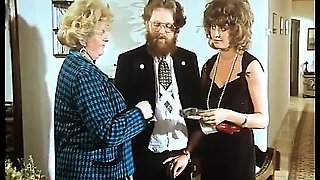 Bearded retro man enjoys a hairy pussy