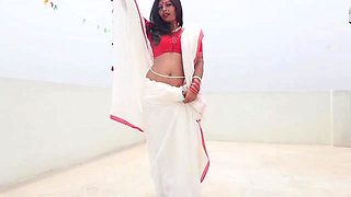 Sexy bhabhi devar ne flating karke pata liya uske baad puri raat kiya sex