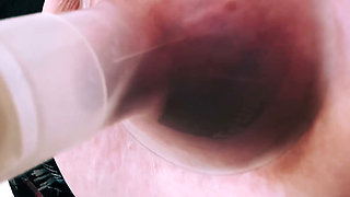 Electric Breast Pump Expressing