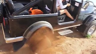 Amateur Pinay Angel The Dreamgirl Stuck in Car - Leather Fetish Outdoor Sex & Heels