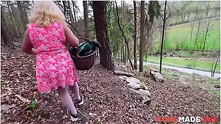 Hardcore Outdoor Picnic With Fat Blonde Mature Jana And Neo Libor