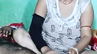 Desi Big Boobs Bihari Aunty Handjob Porn Videos