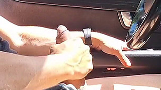 Beautiful Latina with a Big Butt Has Sex in the Car with a Stranger!