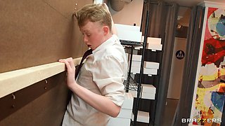 ebony milf sucks cock through glory hole