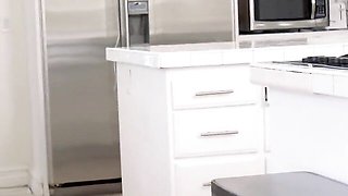 Massage trailer with explosive Richelle Ryan from Perv Mom