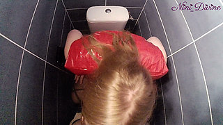 Big Natural Booty French Girl Fucked Hard in Nightclub Toilet