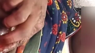 Indian Village Desi Bhabhi Fingring in Need to Fucking with Big Cock