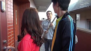 026_AQMB004_1018_Japanese_Wife_With_Tennis_Coach
