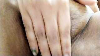 Manisha aunty – Vaginal fingering