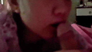I'm Using My Phone and Taking Care of My Boyfriend's Big Dick