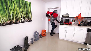 Dont Break Me - Kharlie Stone Has Plans to Hit up a Halloween Party, but After She Catches Sight of Her Neighbor's Big Cock