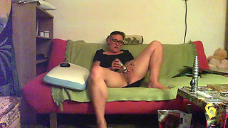 Squirting Session with Marie - a Splashy Time for Everyone!