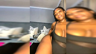 Fat Ass BBW Striptease & Pussyplay