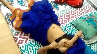 Housewife masturbating