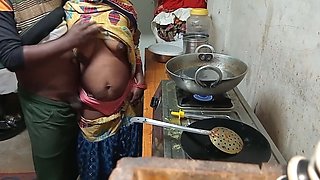 Beautiful Big Boobs Indian Step Sister Fucked By Her Younger Brother In Doggy Style - Hindi Audios English Me