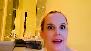 Webcam milf with breast milk live hardcore masturbate