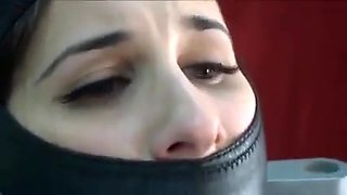 Multi orgasm bondage : she said it s better!