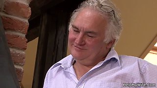 Cuckold surprise for his young Czech wife