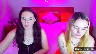 Big Booty Blonde and Brunette Lesbian Babes Cam